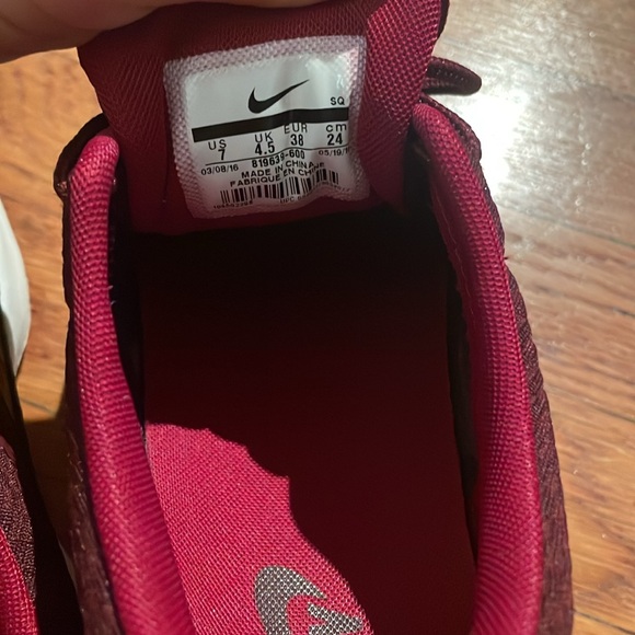 Nike air max thea sneakers (sz7) - Picture 5 of 8